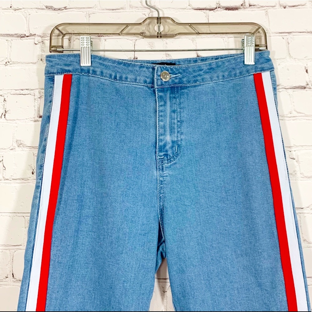 Pretty Little Thing Jean hi rise crop side stripe 6 - Picture 4 of 8